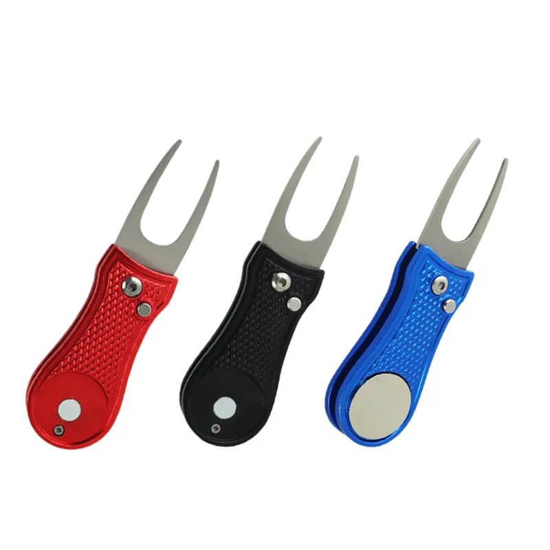 Großhandel magnetic divot werkzeuge faltbare divot tool switchblade golf pitch reparateur können halten ball marker