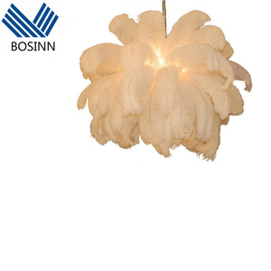 Lampadario Decorativo con Piume Soffici, Lampada da <span class=keywords><strong>Soffitto</strong></span> Chic con Piume di Struzzo per Hotel e Esposizioni d'Arte - Product Image 1