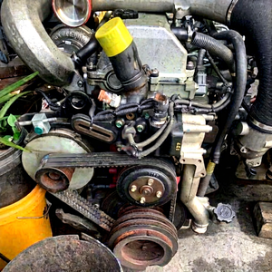 Motor Diésel Hino J08E J08E-T 7.684L 199kW Completo Usado en Venta - Product Image 1