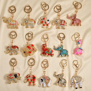 16 styles de porte-clés en strass, famille d'éléphants, breloques animales, porte-clés porte-bonheur Kawaii - Product Image 1