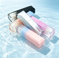 Tube de brillant à lèvres vide en gros, dégradé multicolore, 5 ml, rose/noir/blanc/bleu, emballage cosmétique personnalisé avec logo