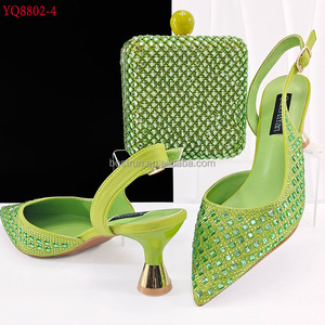 YQ8802, bonitos zapatos de zapatillas italianas de diseño rojo con conjunto de bolso, los últimos zapatos y bolsos de tacón alto africanos con diamantes de imitación para mujer para fiesta - Product Image 1