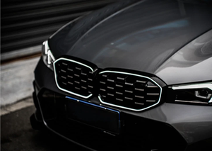 Nouvelle calandre avant noire brillante authentique ADT pour BMW Série 3 G20 M340i (2019-2022) en ABS noir brillant avec éclairage - Product Image 6