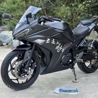 Kawasak1 Ninja 400cc Moteur bicylindre en parallèle Essence Moto sportive de niveau d'entrée Moto de course Économe en carburant Vente en gros en stock