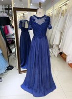 Robe Courte Élégante pour la Mère du Marié, Coupe A-Line en Satin à Pois, Ornée de Cristaux, Taille Naturelle, Manches Kimono, Décolleté Cœur, Coupe Ajustée