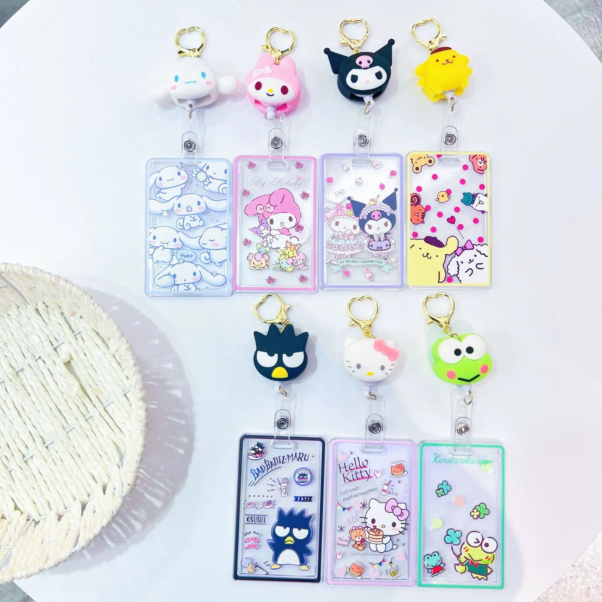 Bộ Thẻ Học Sinh Hoạt Hình Dễ Thương Móc Khóa Sanrio Treo Thẻ Xe Buýt Có Thể Thu Gọn Sáng Tạo