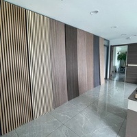 Panneaux muraux acoustiques décoratifs personnalisables en bois MDF chêne Akupanels, panneaux à lattes en bois, panneaux acoustiques insonorisants pour murs