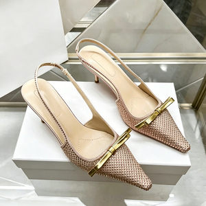 Zapatos de Tacón Bajo con Tira Trasera y Pedrería Negra de Lujo para Mujer, con Punta en Pico y Lazo, para Fiestas, Vestidos de Noche, Bodas y Eventos - Product Image 3