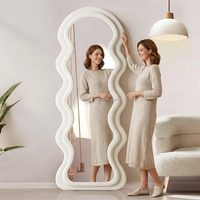 Miroir sur pied en velours arqué en flanelle pour la décoration de la salle de bain à domicile