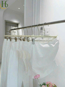 Ensemble haut court blanc à une épaule et pantalon droit, style décontracté et élégant, fabrication OEM au Vietnam - Product Image 5