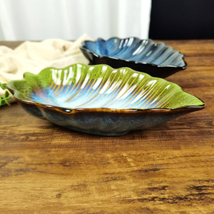 Plato de Cerámica para <span class=keywords><strong>Sushi</strong></span> en Forma de Hoja, Esmaltado en Verde Azulado, Plato Hondo para Cena, 9 Pulgadas - Product Image 5