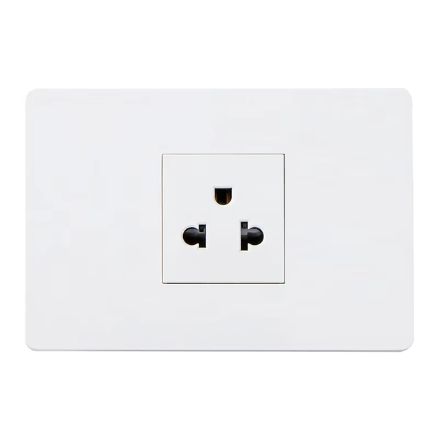China Factory High Standard 118 Type 3 Pole Socket Wholesale PC Wall Electric Sockets