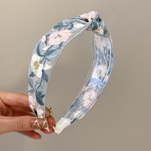 عصابة شعر مطرزة على الطراز الصيني الجديد للفتيات على الطراز العرقي ، عصابة رأس معقودة مطرزة من الأورجانزا - Product Image 5