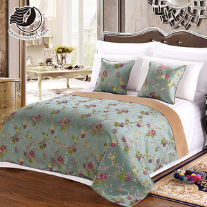 Set di Copriletto e Cuscini in Poliestere Colorato per Hotel, Misura King Size, <span class=keywords><strong>3</strong></span> <span class=keywords><strong>Pezzi</strong></span> - Product Image 4