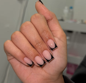 <span class=keywords><strong>Uñas</strong></span> Postizas Clásicas Francesas con Punta en Blanco, Línea de Sonrisa en Base Rosa Natural, <span class=keywords><strong>Elegantes</strong></span> <span class=keywords><strong>Uñas</strong></span> Postizas <span class=keywords><strong>Cortas</strong></span> y Medianas - Product Image 2