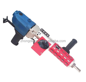 Pistolet d'extrusion électrique pour la réparation du caoutchouc, idéal pour le rechapage des pneus et l'application de bandes de caoutchouc - Product Image 1