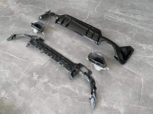 Difusor Trasero de Alto Rendimiento Estilo <span class=keywords><strong>340</strong></span> <span class=keywords><strong>M</strong></span> con Puntas de Escape para <span class=keywords><strong>BMW</strong></span> G20 LCI <span class=keywords><strong>2023</strong></span>+ |   Aspecto de carbono negro brillante - Product Image 4