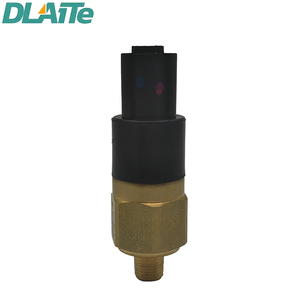 Capteur de pression d'huile basse 34B1072 pour machines Komatsu, compatible avec PC200-6 PC300-7, signal fiable, construction durable - Product Image 1