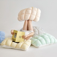 Nouvel Oreiller de Sommeil Domestique en Nylon Léger, Design Minimaliste, Couleur Unie, Motif Grille de Pain, Forme Crêpe Glacée, Une Paire