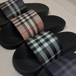 Vente directe d'usine, haute qualité et prix avantageux. Chaussons pour hommes, sandales de luxe de créateurs. Remises quantitatives disponibles - Product Image 5