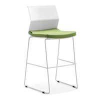 Chaise de bar ergonomique en plastique de luxe léger avec dossier, structure robuste en fer massif pour hôtel et bar à domicile