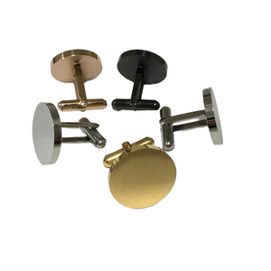 Gemelos de acero inoxidable de forma redonda OEM/ODM, joyería <span class=keywords><strong>Sland</strong></span> en blanco, venta al por mayor, diseño cepillado y pulido para logotipo de grabado DIY - Product Image 1