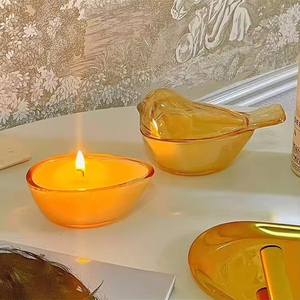 Bougie parfumée avec pot en verre d'oiseaux colorées, décoration créative <span class=keywords><strong>pour</strong></span> la maison, aide au sommeil, parfum nouveauté, cadeau d'anniversaire ou de noël - Product Image 1