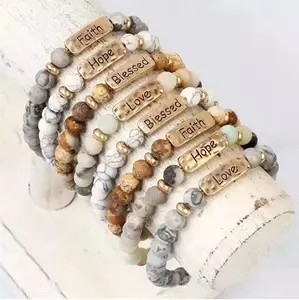 Hot Selling Naturstein elastische Gravur inspirierende Wörter Schwester Liebe Freund Mutter Perlen Armband für Frauen und Männer