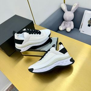 <span class=keywords><strong>Sneakers</strong></span> Sportive Casual da <span class=keywords><strong>Donna</strong></span> con Suola Spessa, Tomaia in Vera <span class=keywords><strong>Pelle</strong></span>, Motivo Geometrico, Chiusura con Fascia Elastica, Tendenza Moda - Product Image 5