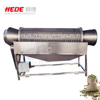 Automatische machine voor het trimmen van sperziebonen en erwten. Apparatuur voor de verwerking van fruit en groenten. voor gebruik in de centrale keuken.