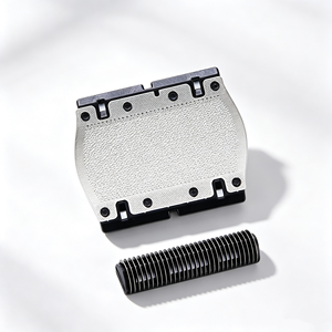<span class=keywords><strong>Rasoir</strong></span> électrique <span class=keywords><strong>BRAUN</strong></span> 550 : Lame et grille de rechange pour homme, réduction de 35 %, pour une épilation et un nettoyage efficaces de la <span class=keywords><strong>barbe</strong></span>. - Product Image 5