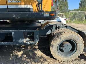 Venta caliente Hyundai 210W-9 excavadoras de ruedas usadas a bajo precio Las excavadoras de ruedas Hyundai 210W-9 están en buenas condiciones - Product Image 2