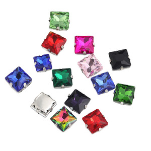 Diamant à griffes carrées, diamant à eau perforable cousu à la main, robe de mariée, accessoires, accessoires en matériaux artisanaux - Product Image 3