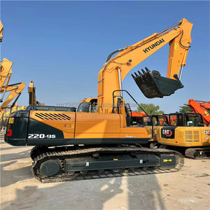 Hyundai Robex 220LC-9S Excavateur d'occasion 2021 Modèle 21750KG Poids en service Moteur Moteur Boîte de vitesses Pompe à vendre - Product Image 3