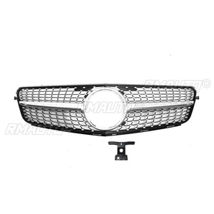ชุดแต่งกระจังหน้ารถยนต์ สำหรับ Mercedes Benz C-Class W204 ปี 2009-2014  ชุดแต่งกันชนหน้า  แถบตกแต่งกระจังหน้า  สำหรับรถแข่ง - Product Image 4