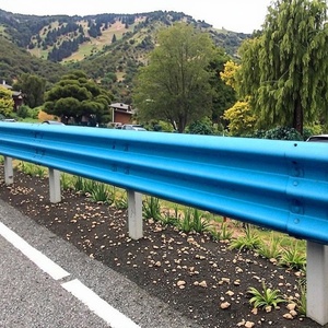 Barrière de sécurité routière en acier à double vague pour <span class=keywords><strong>autoroute</strong></span>, pont et bord de route, type W-Beam, pour la construction - Product Image 4
