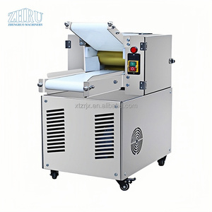 <span class=keywords><strong>Laminoir</strong></span> à pâte commercial <span class=keywords><strong>de</strong></span> <span class=keywords><strong>table</strong></span> pour croissants - Product Image 1
