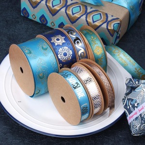 Ruban en satin double face 100% polyester haute ténacité personnalisé, 1-1/2 pouce, motif d'étoiles imprimé en feuille d'or, rubans d'emballage cadeau - Product Image 6
