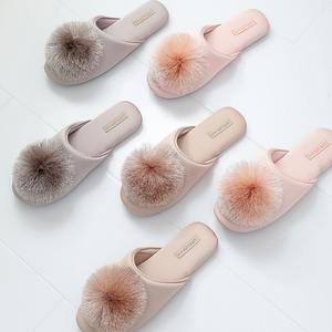 Nuevas Innovaciones 2025, Ideas de Diseño, Pantuflas de Invierno para Interiores y Exteriores, Pantuflas para el Hogar, Cómodas, con Suela Suave - Product Image 1