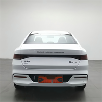 BYD Qin PLUS DM-i 2024 d'occasion, version 55 km Leading, berline hybride rechargeable, véhicule d'occasion pour l'exportation mondiale