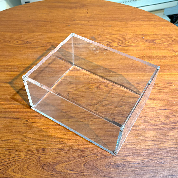 ETB  acrylic case