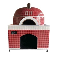 Four à pizza professionnel européen de grande taille, rond, noir, en mosaïque, à gaz, pour pizzas professionnelles.