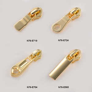 Tirador de Cremallera Personalizado de Aleación de Zinc Negro de Moda, Tirador de Cremallera para Bolsos, Tirador de Cremallera de Metal Personalizado con Logotipo para Bolsos - Product Image 6