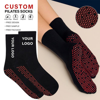 Chaussettes de Pilates personnalisables antidérapantes, écologiques, respirantes, absorbant la transpiration, avec options de bordure et résistance aux accrocs pour