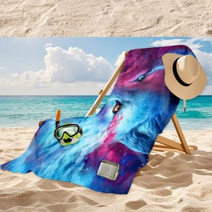 Serviette de plage vibrante avec tête de loup de la galaxie |   Serviette de bain tendance à motif animal abstrait, idéale pour les festivals de musique et les vacances - Product Image 5