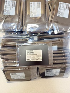 HORNG SHING Disque SSD utilisé MZ7LH3T8HMLT-00005 PM883 2.5 3.84T SATA 6 Gb/s 550/520 MB/s SSD - Product Image 4