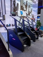 Équipement de fitness MND, nouvelle conception, équipement d'exercice cardio, simulateur d'escalade, machine d'escalade pour la maison, en vente