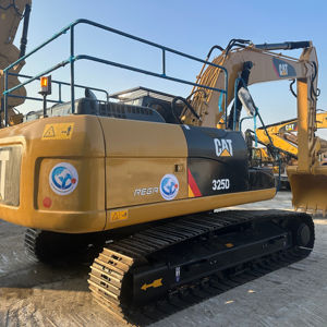 Excavatrice d'occasion Caterpillar Cat325D polyvalente et flexible, excavatrice d'occasion de 25 tonnes, disponible à bas prix dans notre inventaire. - Product Image 2