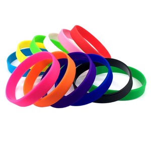 Factory Direct Custom <strong>Silicone</strong> Wristband Promotion Solid Color with Creative <strong>Design</strong> Printed Logo Personalized Bracelet - Product Image 2