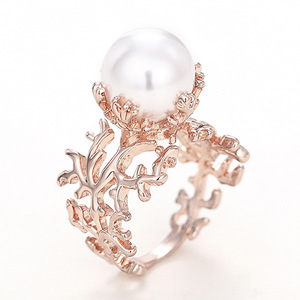 Anello Vintage con Ramo Traforato Effetto Perla per Donne, Elegante Accessorio di Moda per Uso Quotidiano - Product Image 6